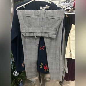 Vero Moda Black and White Checkered Pants